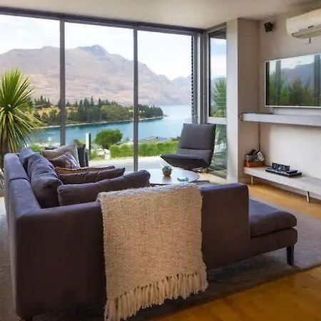 Stunning Lakeview 1 Bedroom Apartment Distretto di Distretto di Queenstown Esterno foto